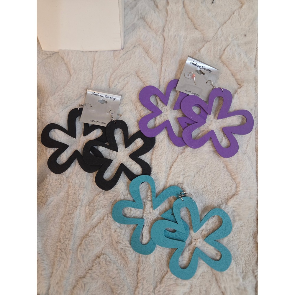 3 Pairs Large Wood Like Flower Earrings Retro 70s Mod Dangle Black Purple Teal